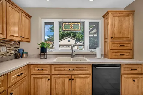 14548 Knox Avenue Midlothian IL 60445