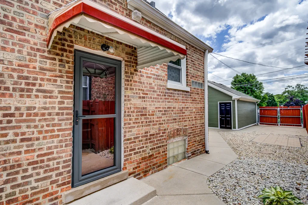 3631 West 103rd Street Chicago IL 60655