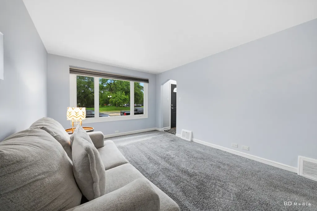 3631 West 103rd Street Chicago IL 60655