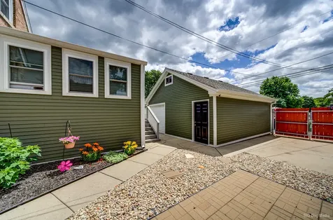 3631 West 103rd Street Chicago IL 60655
