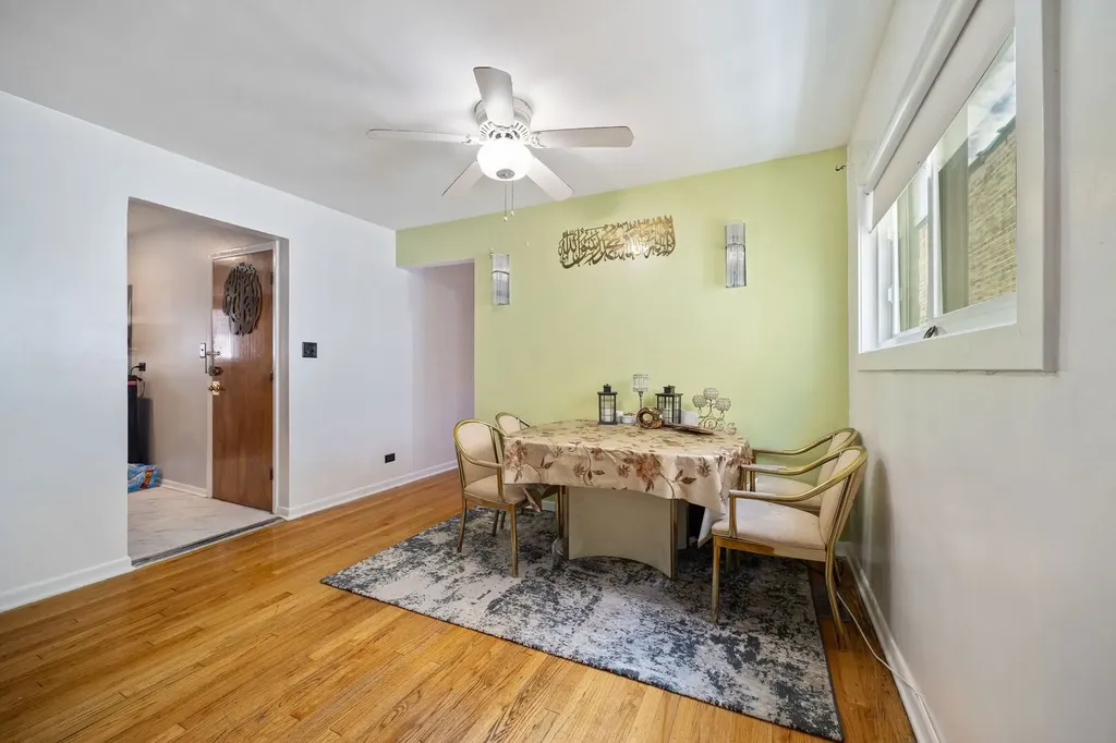 6136 North Talman Avenue Chicago IL 60659