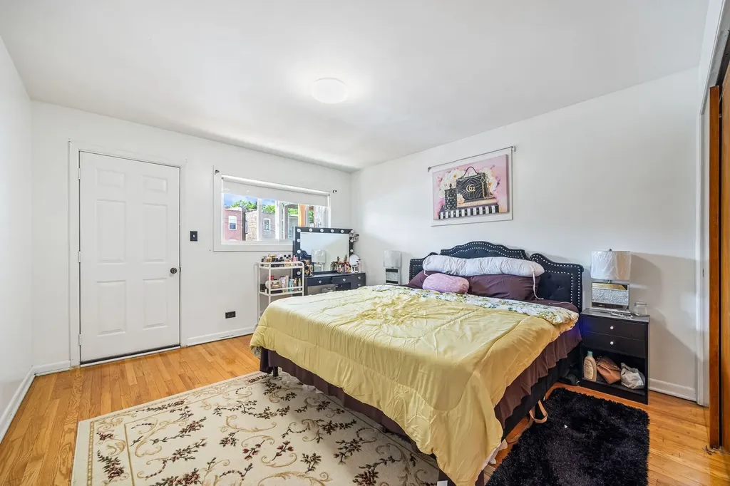 6136 North Talman Avenue Chicago IL 60659