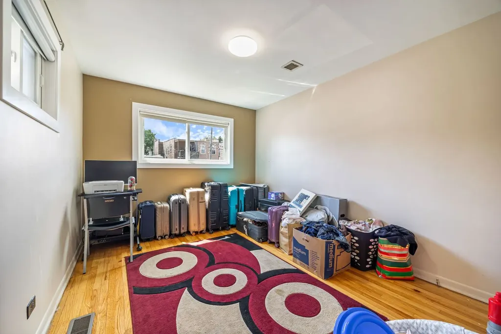 6136 North Talman Avenue Chicago IL 60659