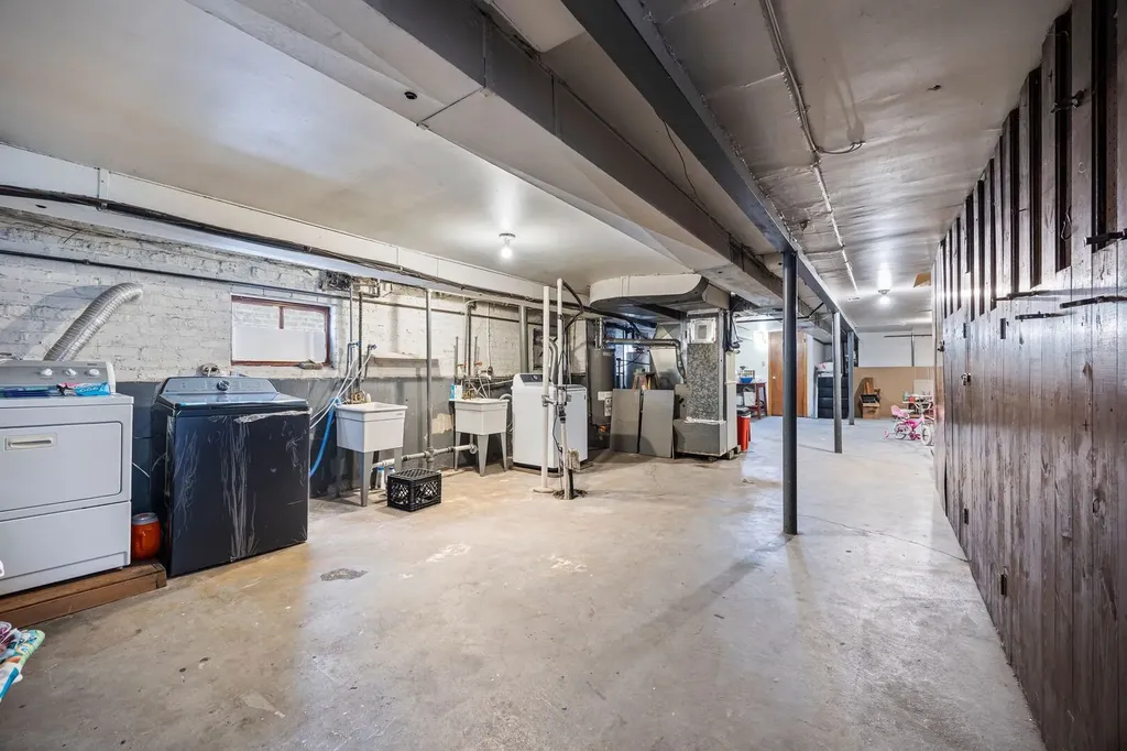6136 North Talman Avenue Chicago IL 60659
