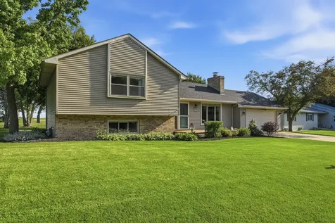 46 Lake Metonga Trail Grant Park IL 60940