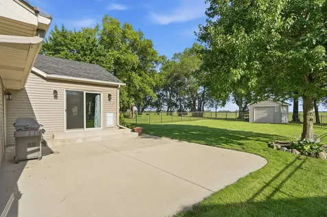 46 Lake Metonga Trail Grant Park IL 60940