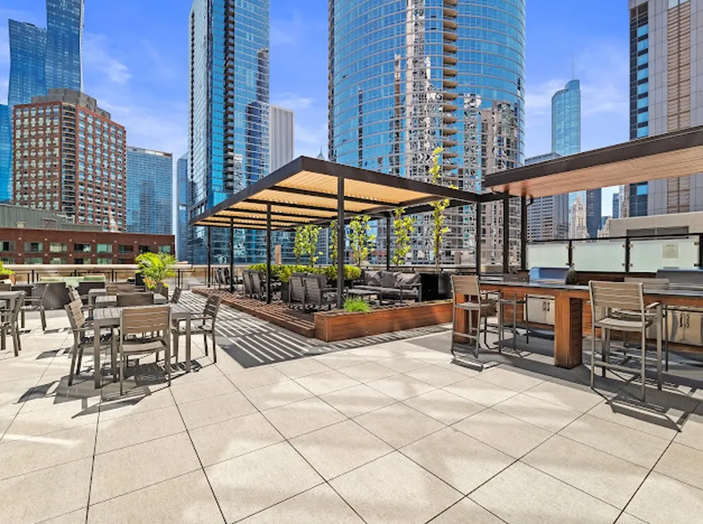 512 North Mcclurg Court Chicago IL 60611