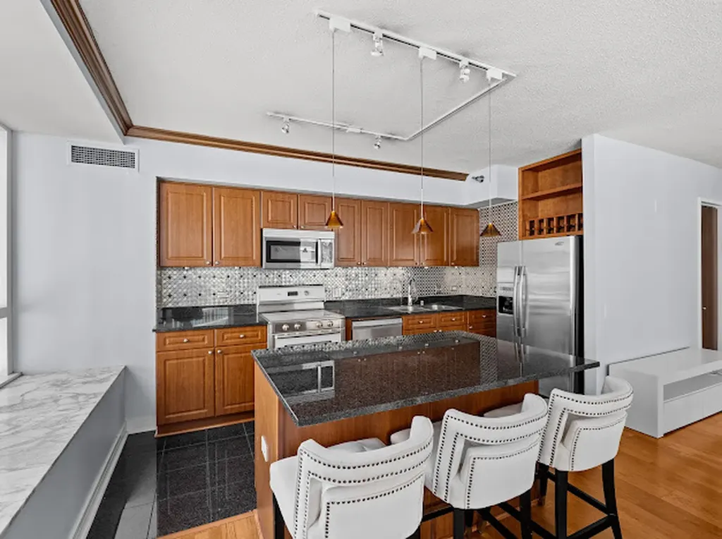 512 North Mcclurg Court Chicago IL 60611