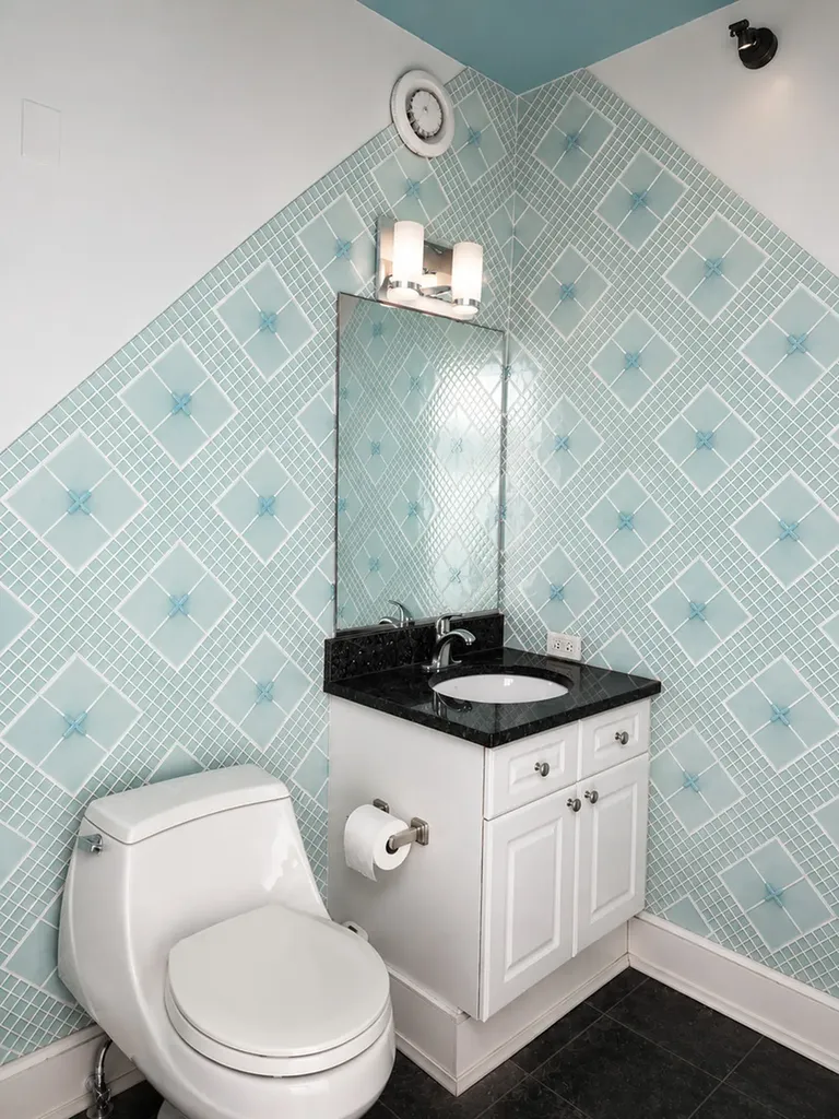 512 North Mcclurg Court Chicago IL 60611