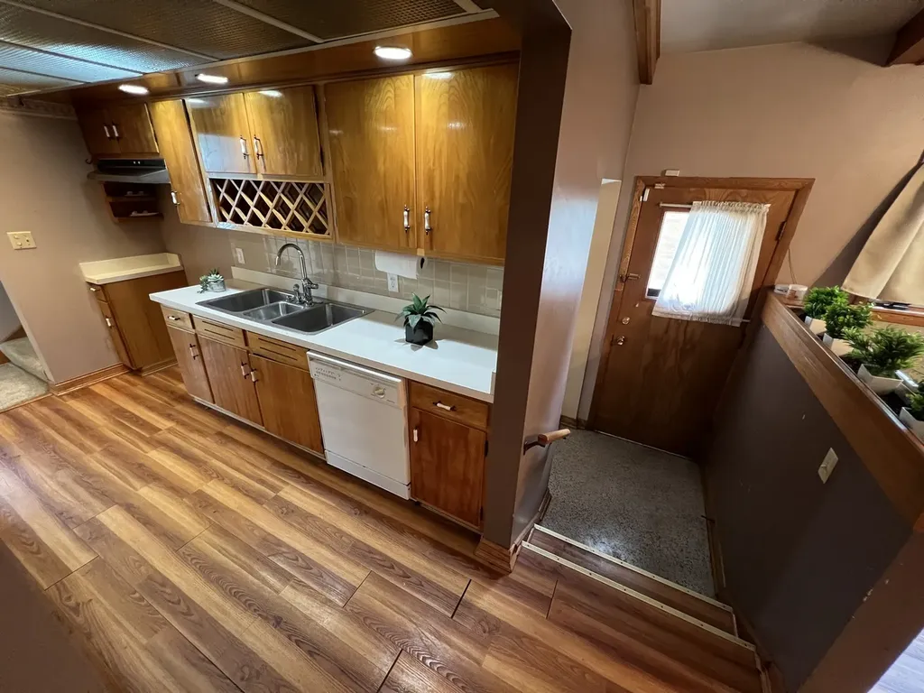 616 Seneca Drive Aurora IL 60506