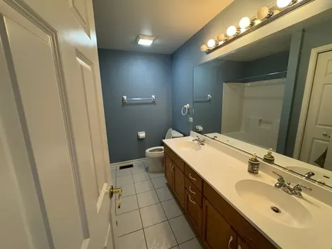 1N061 Mission Court Winfield IL 60190