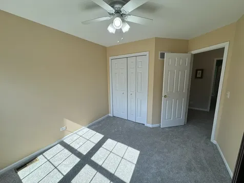 1N061 Mission Court Winfield IL 60190