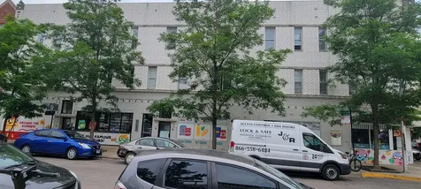 930 West Belmont Avenue Chicago IL 60657
