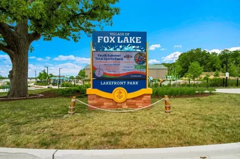 79 Maude Avenue Fox Lake IL 60020