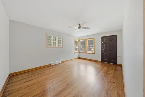 4000 Clarence Avenue Berwyn IL 60402