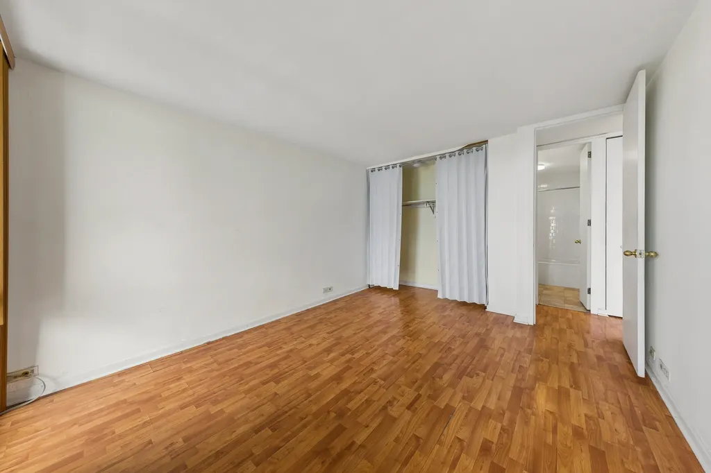 2901 South Michigan Avenue Chicago IL 60616