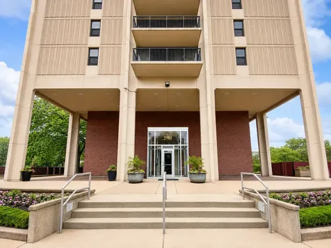 2901 South Michigan Avenue Chicago IL 60616