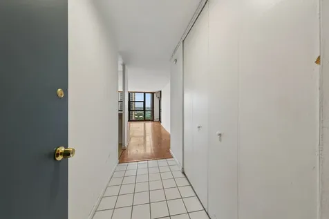 2901 South Michigan Avenue Chicago IL 60616