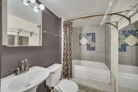 18843 West Deerpath Road Grayslake IL 60030