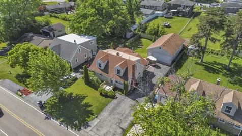 18843 West Deerpath Road Grayslake IL 60030