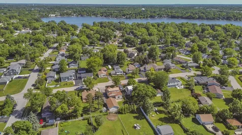 18843 West Deerpath Road Grayslake IL 60030
