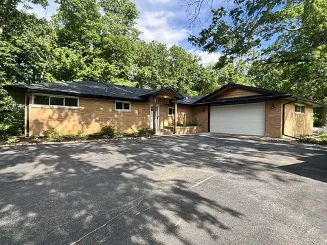 219 James Road Spring Grove IL 60081