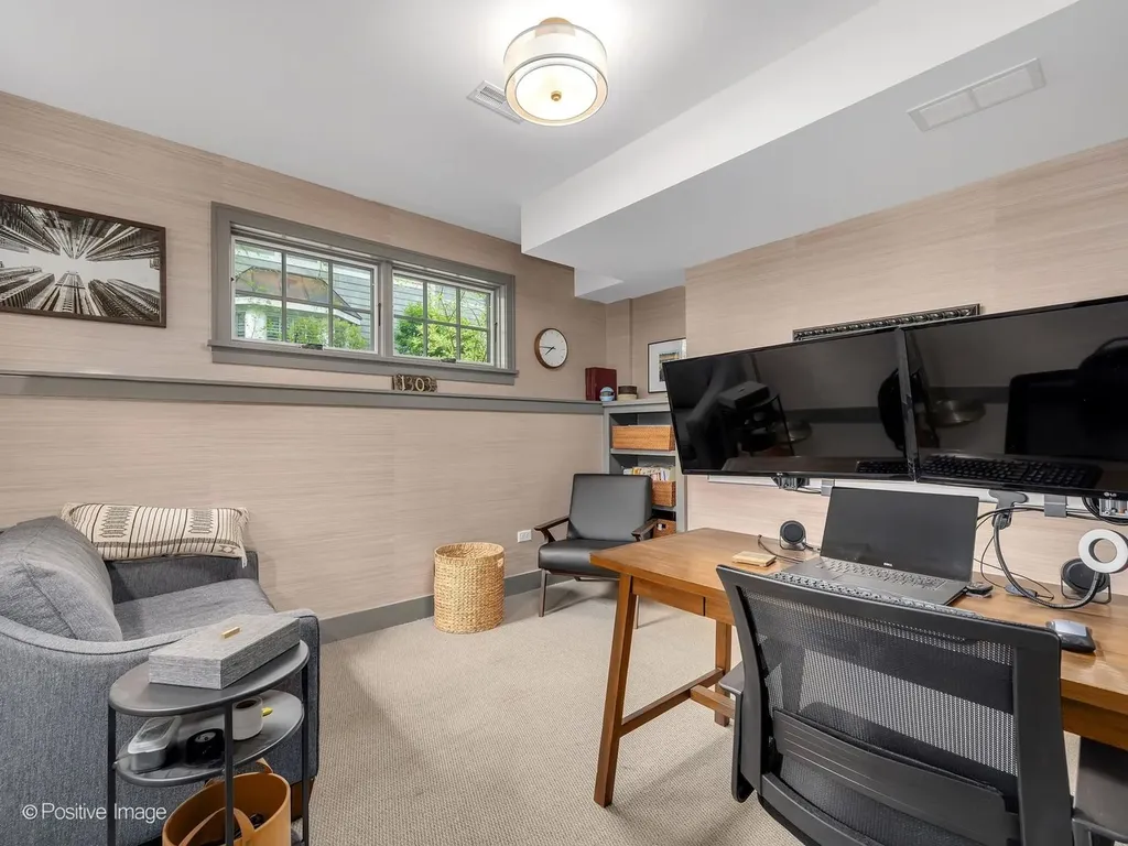 1303 North Cross Street Wheaton IL 60187