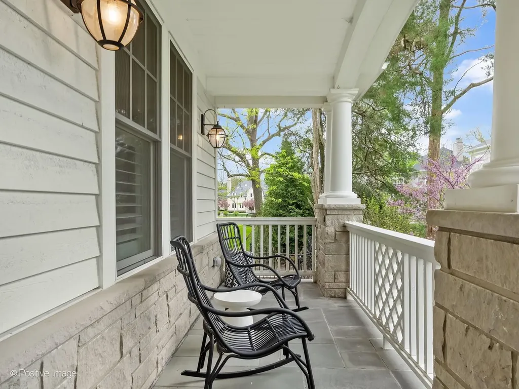 1303 North Cross Street Wheaton IL 60187