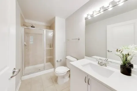 437 West Division Street Chicago IL 60610