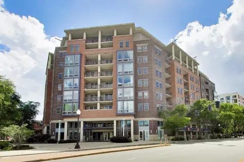 437 West Division Street Chicago IL 60610