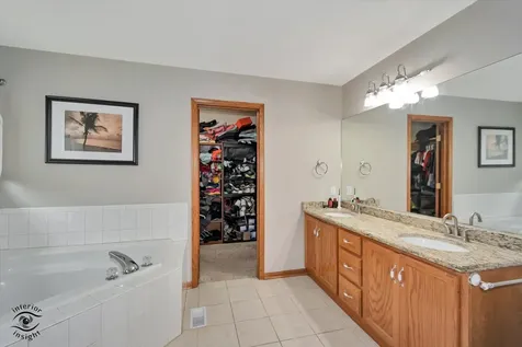 1013 Heron Avenue Peotone IL 60468