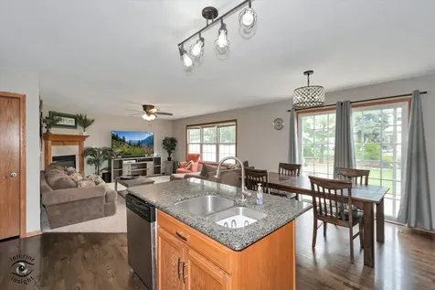 1013 Heron Avenue Peotone IL 60468