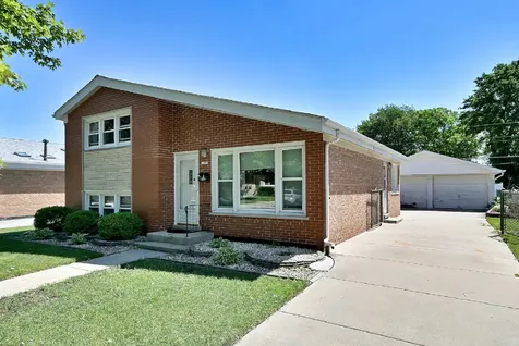 8925 South 49th Court Oak Lawn IL 60453
