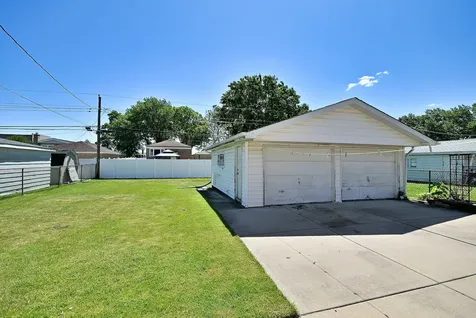 8925 South 49th Court Oak Lawn IL 60453