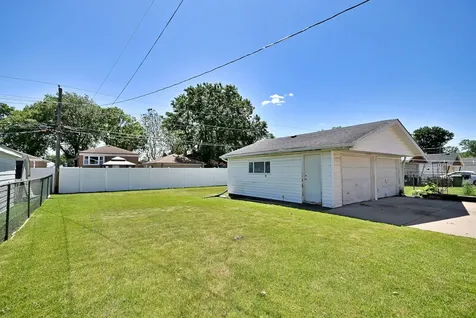 8925 South 49th Court Oak Lawn IL 60453