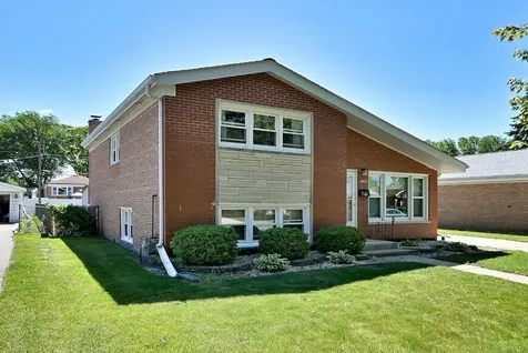 8925 South 49th Court Oak Lawn IL 60453