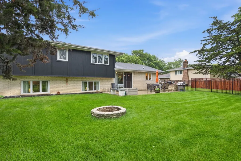 1314 Grandview Drive New Lenox IL 60451