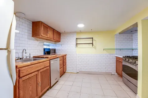 7047 North 26th Parkway Berwyn IL 60402