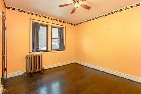 7047 North 26th Parkway Berwyn IL 60402