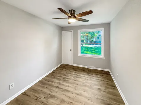 3102 Victoria Avenue Mchenry IL 60050