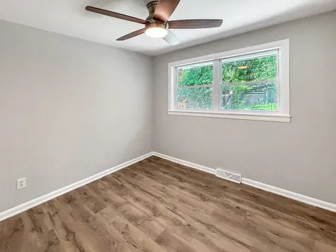 3102 Victoria Avenue Mchenry IL 60050