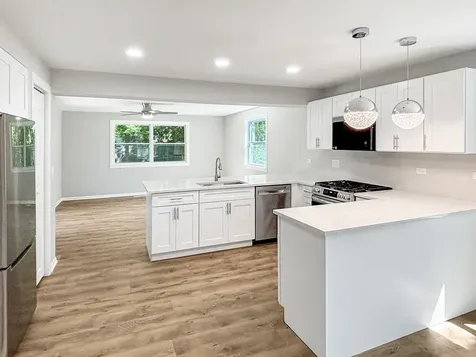 3102 Victoria Avenue Mchenry IL 60050