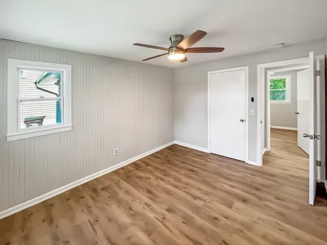 3102 Victoria Avenue Mchenry IL 60050