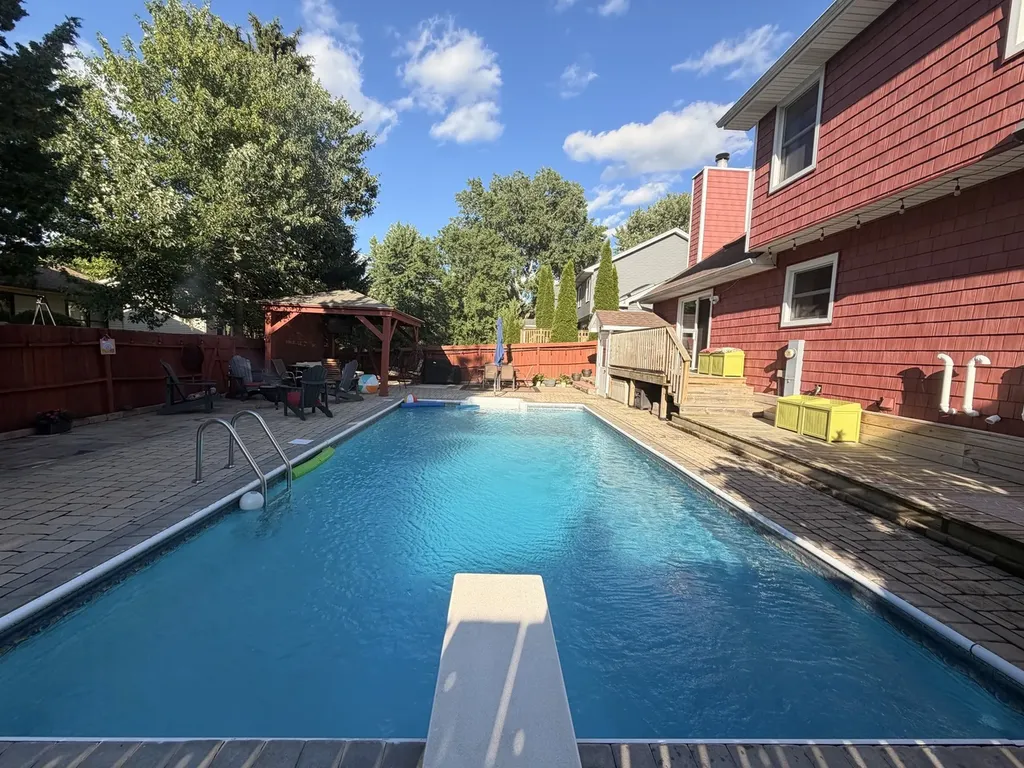 579 Hempstead Avenue Naperville IL 60565