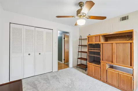 1320 Cass Lane W Westmont IL 60559