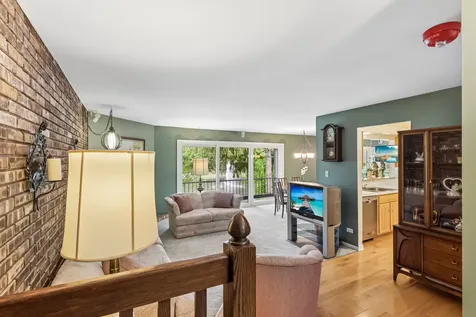1320 Cass Lane W Westmont IL 60559
