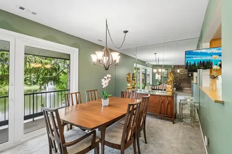 1320 Cass Lane W Westmont IL 60559