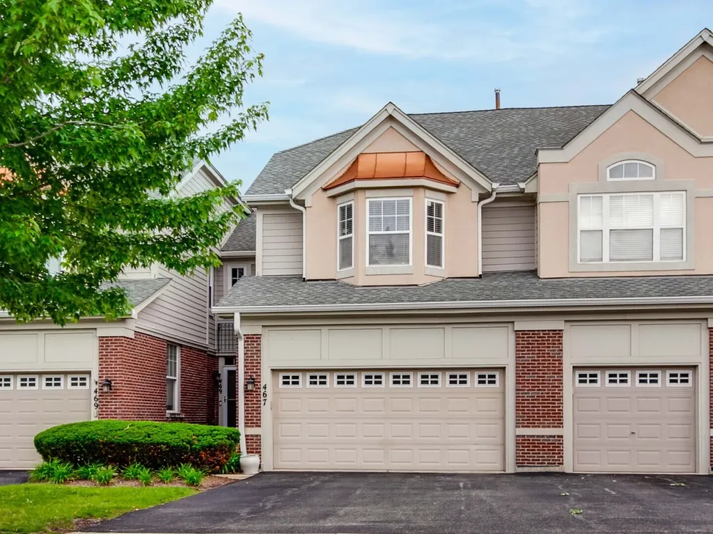 467 Pine Lake Circle Vernon Hills IL 60061