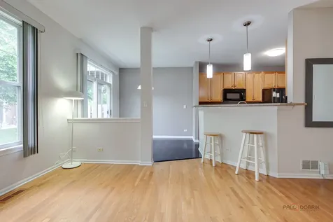 467 Pine Lake Circle Vernon Hills IL 60061