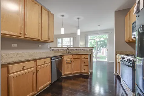 467 Pine Lake Circle Vernon Hills IL 60061